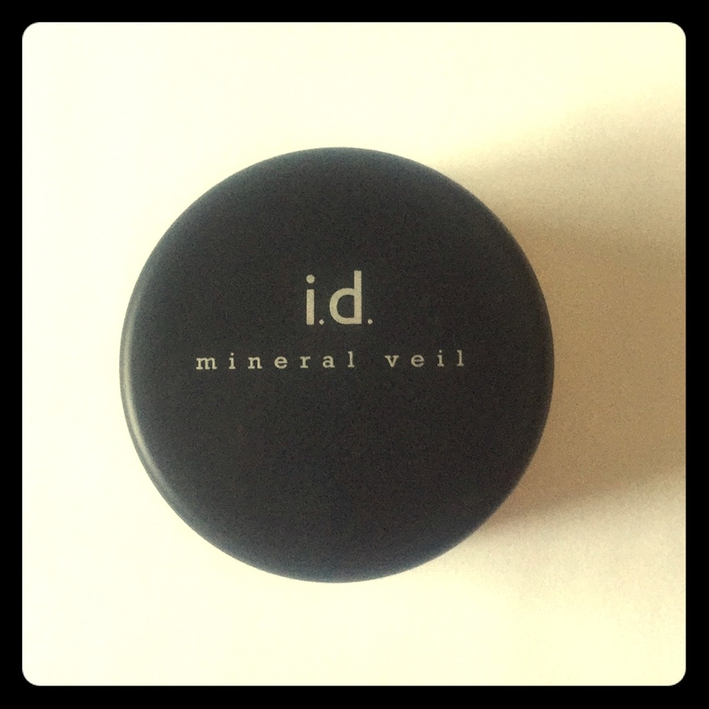 Bare Escentuals mineral veil new